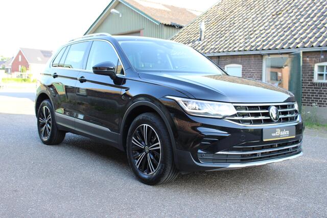 Volkswagen TIGUAN 1.4 TSI eHybrid ELEGANCE SOh 91,1% NAVI IQ LED TREKHAAK 85000KM!!!