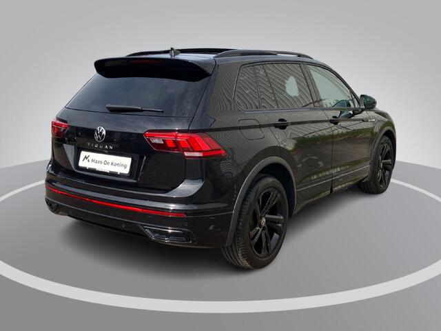 Volkswagen TIGUAN 1.5TSI/150PK R-Line Black Style DSG · Panoramadak · Apple/Android Car Play · Stoel- & stuurverwarming · Camera ·