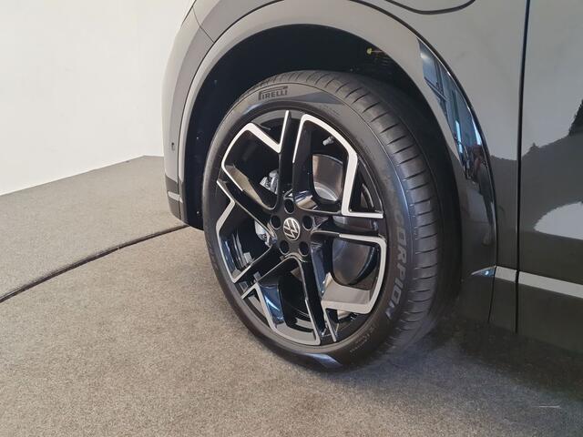 Volkswagen TIGUAN 1.5 eHybrid 272pk DSG/AUT R-Line Edition Wegklapbare trekhaak, Panoramadak, Harman Kardon