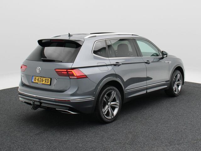 Volkswagen TIGUAN Allspace 1.5 TSi 150 Pk Automaat R-Line 7-Persoons | Stoelverwarming | Panorama dak | Adaptive Cruise | 360 Camera | Trekhaak | CarPlay | 19 Inch | 139.672 Km !!