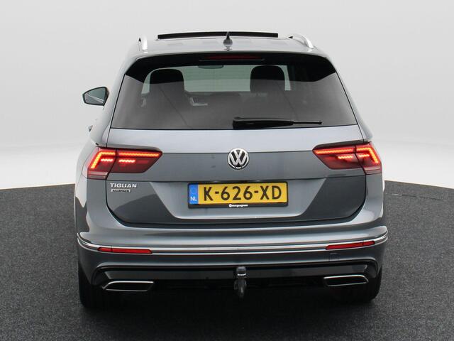 Volkswagen TIGUAN Allspace 1.5 TSi 150 Pk Automaat R-Line 7-Persoons | Stoelverwarming | Panorama dak | Adaptive Cruise | 360 Camera | Trekhaak | CarPlay | 19 Inch | 139.672 Km !!