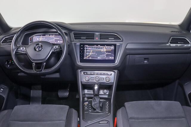 Volkswagen TIGUAN Allspace 1.5 TSI Highline R-line Blackstyle 7-Persoons Panoramadak, 20'' Inch, Mooie en nette auto!