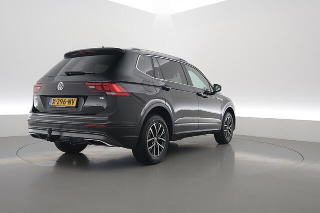 Volkswagen TIGUAN Allspace 1.5 TSI Comfortline Business 7p. | Adapt. Cruise | Trekhaak | Stoelverw. | Dodehoek | All Season | Apple CarPlay | PDC V+A