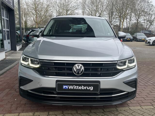 Volkswagen TIGUAN 1.4 TSI eHybrid Style Business / Led Matrix / 360 Camera / Stoel + stuur verwarming / 18'' LMV