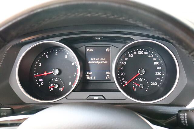 Volkswagen TIGUAN 1.5 TSI Comfortline Business O.a: Navi, Clima, ACC, Carplay, DAB, PDC, Etc. All-in prijs!