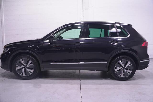 Volkswagen TIGUAN 1.4 TSI eHybrid Elegance Head up Trekhaak Led matrix Parkeerhulp Stoelverwarming