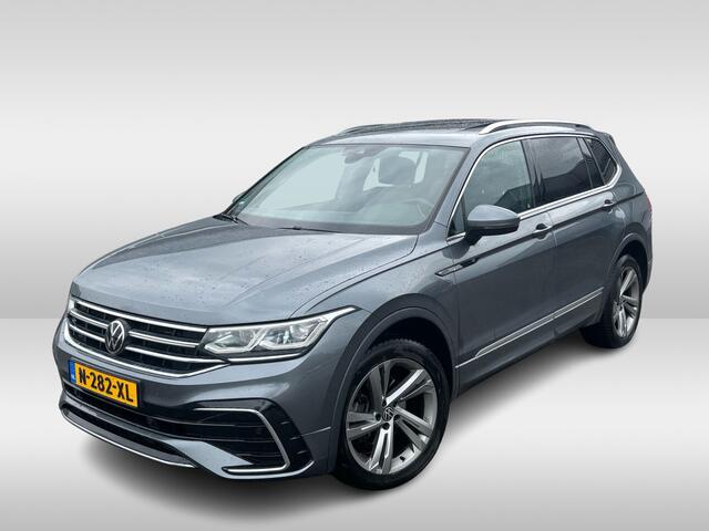 Volkswagen TIGUAN Allspace 1.5 TSI R-Line Business+ 7p. / Trekhaak / Panoramadak / Camera / CarPlay / Keyless / 19'' / Mattrix LED / Stoelverwarming / DAB / ACC