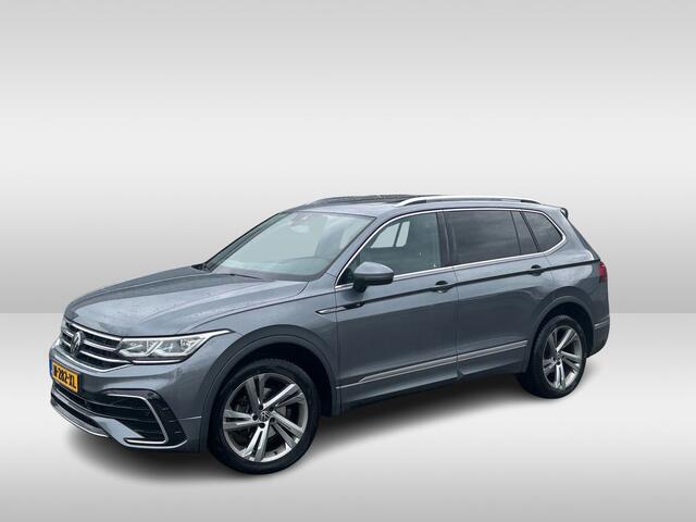 Volkswagen TIGUAN Allspace 1.5 TSI R-Line Business+ 7p. / Trekhaak / Panoramadak / Camera / CarPlay / Keyless / 19'' / Mattrix LED / Stoelverwarming / DAB / ACC
