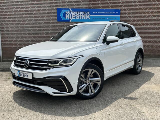 Volkswagen TIGUAN 1.4 TSI eHybrid R-Line ACC/Trekhaak/Camera/Carplay