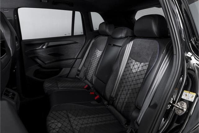 Volkswagen TIGUAN 1.5 eHybrid 272 PK R-Line | Black Style | S/K-panodak | Adapt. Cruise | Stoel-+stuurverw. | App. Connect | Camera | LM 19" | 3777