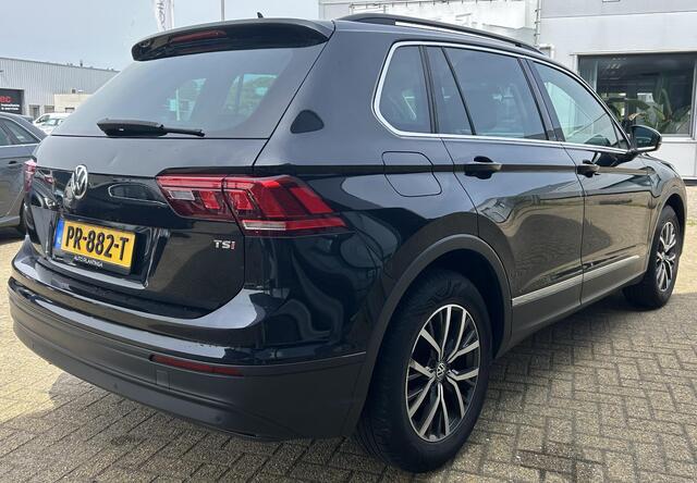 Volkswagen TIGUAN 1.4 TSI Comfortline 125PK | NL AUTO | Onderhoudshistorie | NAP | 2 Sleutels | Cruise Control | Climate Control | Parkeersensoren | Navigatie | Armsteun |