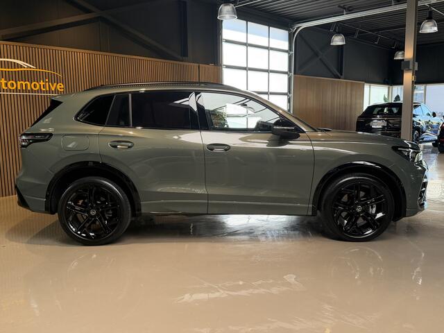 Volkswagen TIGUAN 1.5 eHybrid R-Line edition Panoramadak | 360 camera |