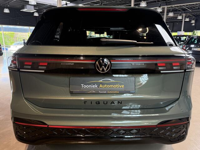 Volkswagen TIGUAN 1.5 eHybrid R-Line edition Panoramadak | 360 camera |