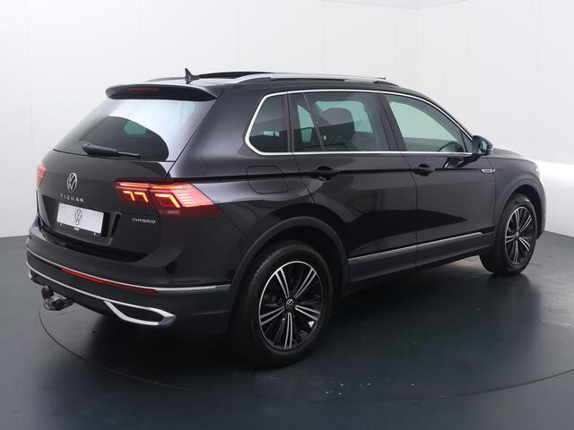 Volkswagen TIGUAN 1.4 TSI eHybrid Elegance | SoH 94 % | 245 PK | Trekhaak wegklapbaar | Adaptive Cruise Control | Panoramadak | 360 graden camera | Volleder | Matrix LED |