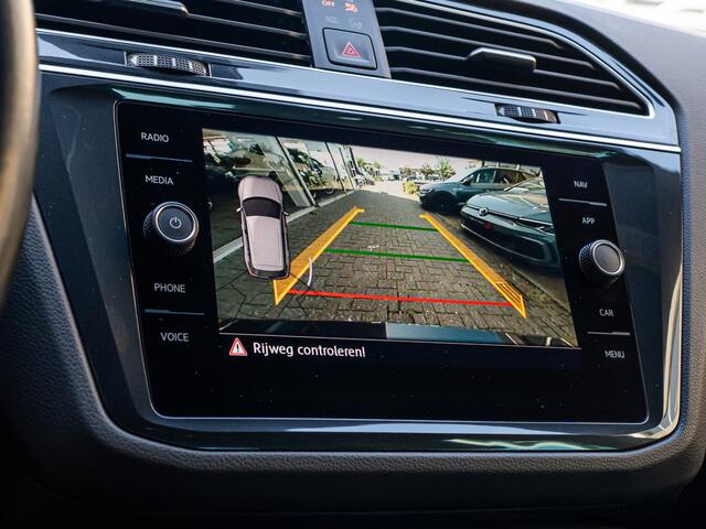 Volkswagen TIGUAN 1.5 TSI ACT Highline R-Line CAMERA 19 INCH VIRTUAL DASH