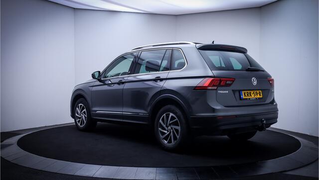 Volkswagen TIGUAN 2.0 TSI DSG 4Motion SOUND PANO | CAMERA | VIRTUAL | CARPLAY | ELEK TREKHAAK | STOELVERW | ACC | LMV