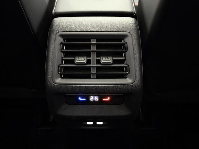 Volkswagen TIGUAN 1.5 eHybrid R-Line Edition Plug-in Panoramadak, 360 Camera, Trekhaak, Leder, Head-up display, Elektrische achterklep, Winterpakket, Memory stoelen, 2 jaar garantie