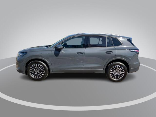 Volkswagen TIGUAN 1.5eHybrid 150kW/204PK DSG Life edition · 360°Camera · Trekhaak · Apple/Android Car Play · Stoelverwarming · Garantie t/m 01-07-2028