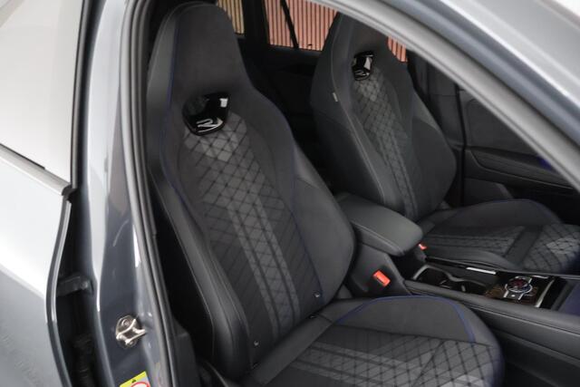 Volkswagen TIGUAN 1.5 272pk eHybrid R-Line Edition Black Style Trekhaak 360Camera Keyless Massage Virtual Cockpit Panoramadak Navigatie