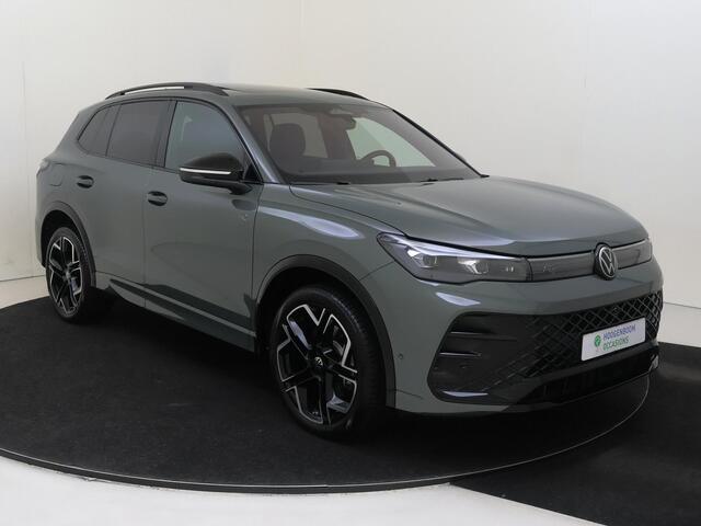 Volkswagen TIGUAN 1.5 eHybrid R-Line Edition | SoH 100% | Panoramadak | Lederen bekleding 'Varenna' | Trekhaak | Adaptieve demping | Head-up display | Harman/kardon | Stoelventilatie voor |