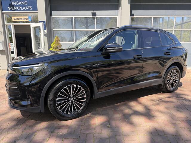 Volkswagen TIGUAN 1.5 eTSI 7-traps automaat 360 camera trekhaak Edition 150pk 20Inch 2025 km 22.147