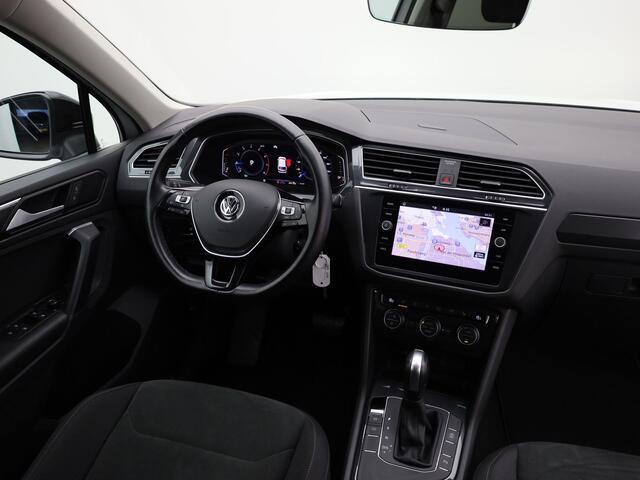 Volkswagen TIGUAN 1.5 TSI ACT Highline Business R | Black Style | Head Up | Side Assist | Elk. A-klep | Prijs Rijklaar!!