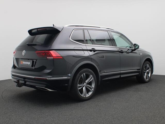 Volkswagen TIGUAN Allspace 1.5 TSI R-line Highline Business 150PK DSG Trekhaak, Achteruitrijcamera, 19" LM Velgen, Clima, Adaptieve Cruise Control
