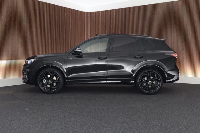 Volkswagen TIGUAN 1.5 eHybrid 272pk R-Line Edition Black Style Leder Trekhaak 360Camera HUD Keyless Massage Virtual Cockpit Panoramadak Carplay