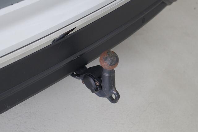 Volkswagen TIGUAN 1.5 TSI Life Navigatie | Trekhaak | Parkeercamera | All Season Banden