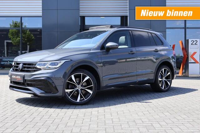 Volkswagen TIGUAN 1.4 e-Hybrid R-Line 245pk/Panodak/ Trekhaak wegklb./Navi pro/ 20InchLM/ DCC/ACC/360gr camera/ Head-Up