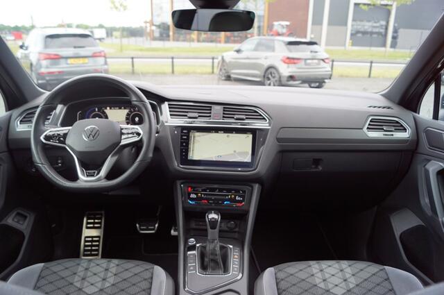 Volkswagen TIGUAN 1.4 e-Hybrid R-Line 245pk/Panodak/ Trekhaak wegklb./Navi pro/ 20InchLM/ DCC/ACC/360gr camera/ Head-Up