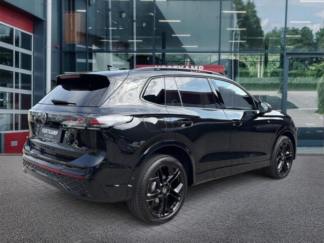 Volkswagen TIGUAN 1.5 TSI eHYBRID R-LINE TREKHAAK/LEDER/PANO-DAK/360-CAM/ELEK-KLEP/ACC/STOELVERW