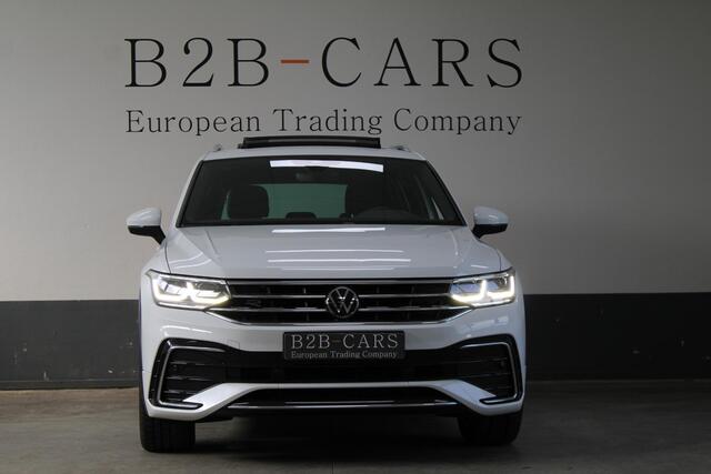 Volkswagen TIGUAN 1.5 TSI R-Line | Panorama | Trekhaak | Matrix LED