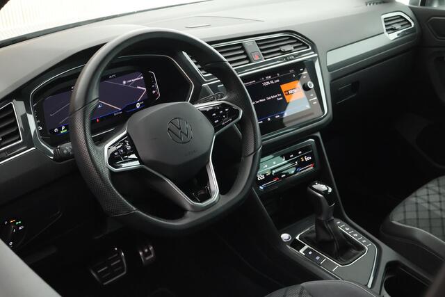 Volkswagen TIGUAN 1.4 TSI 245pk eHybrid R-Line Trekhaak Camera Panoramadak Virtual Cockpit Navigatie