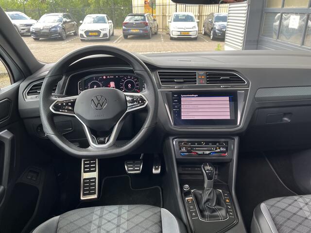 Volkswagen TIGUAN 1.4 TSI eHybrid R-Line / AUTOMAAT/ 245 PK/ 2X R-LINE/ PANO/ TREKHAAK/ CAMERA/ KEYLESS/ IQ. LIGHT/ DCC/ DODE HOEK/ STOELVERWARM. V&A/ STUURVERWARM./ ADAPT. CRUISE/ APP CONNECT/ NAVI/ 20" LMV