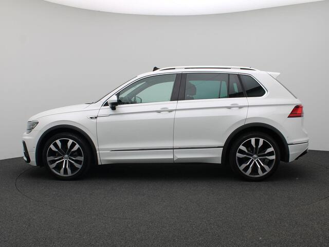 Volkswagen TIGUAN 1.5 TSI ACT R-line Highline 150PK DSG R-Line, Panoramadak, Trekhaak, Dynaudio, Head-Up Display, DCC, 360gr. Camera, 20" LM Velgen, Keyless, Elektr. Achterklep, Voorruitverwarming