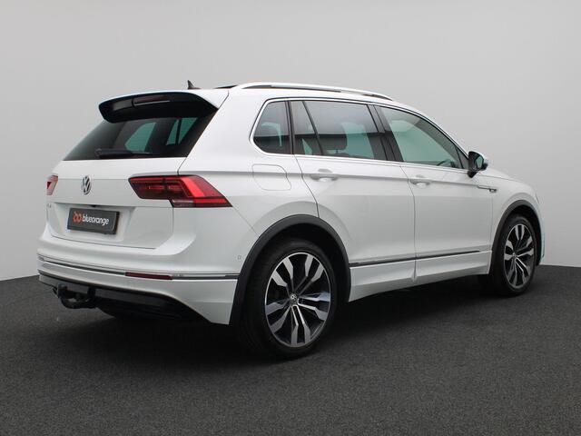 Volkswagen TIGUAN 1.5 TSI ACT R-line Highline 150PK DSG R-Line, Panoramadak, Trekhaak, Dynaudio, Head-Up Display, DCC, 360gr. Camera, 20" LM Velgen, Keyless, Elektr. Achterklep, Voorruitverwarming