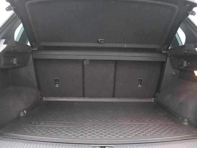 Volkswagen TIGUAN 1.5 TSI ACT R-line Highline 150PK DSG R-Line, Panoramadak, Trekhaak, Dynaudio, Head-Up Display, DCC, 360gr. Camera, 20" LM Velgen, Keyless, Elektr. Achterklep, Voorruitverwarming