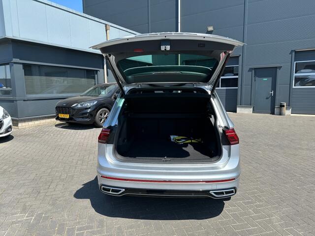 Volkswagen TIGUAN 1.4 TSi eHybrid R-Line Business Camera schuifdak Trekhaak