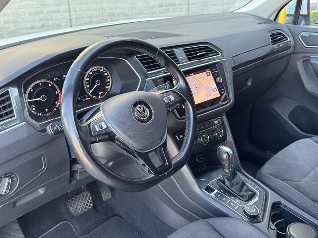 Volkswagen TIGUAN 2.0 TDI 240pk Bit. DSG / Aut. 4Motion R-Line Highline Led Matrix Virtual Trekaak 141dkm!!