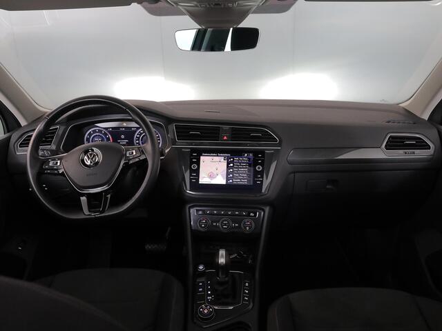 Volkswagen TIGUAN 1.4 TSI 4Motion Highline 150pk AUT| Pano.dak | 19'LM-velgen| Navi | verwarmde voorruit| Alarm