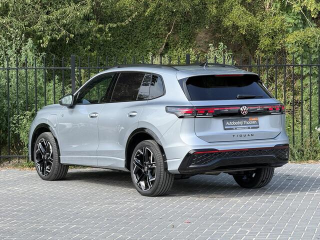 Volkswagen TIGUAN 1.5 eHybrid R-Line | Leer | H&K | Trekhaak | HUD