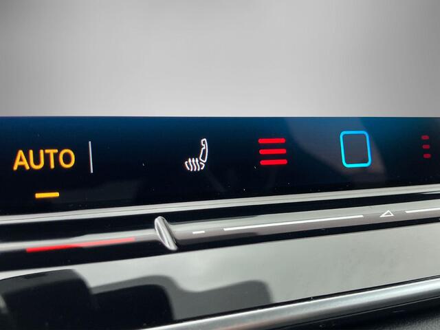 Volkswagen TIGUAN 1.5eTSI/150PK R-Line Blackstyle DSG · Panoramadak · Trekhaak · Apple/Android Car Play · Camera · Garantie t/m 30-09-2030 of 100000km.