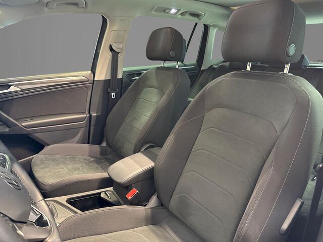 Volkswagen TIGUAN 1.4 TSI eHybrid 245pk DSG Life Business · Panoramadak · Camera · Matrix LED · Parkeer Assistent · ACC · Keyless · Elek. Achterklep ·