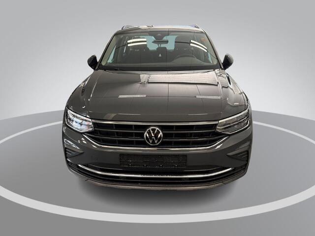 Volkswagen TIGUAN 1.4 TSI 245pk DSG Life Business · Camera · Inklap. Trekhaak · Stuur- & Stoelverwarming · Massagefunctie Bestuurder · Apple/Android Car Play ·