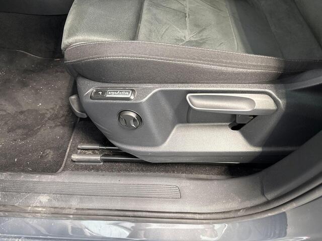 Volkswagen TIGUAN 1.4 TSI 245pk DSG Life Business · Camera · Inklap. Trekhaak · Stuur- & Stoelverwarming · Massagefunctie Bestuurder · Apple/Android Car Play ·