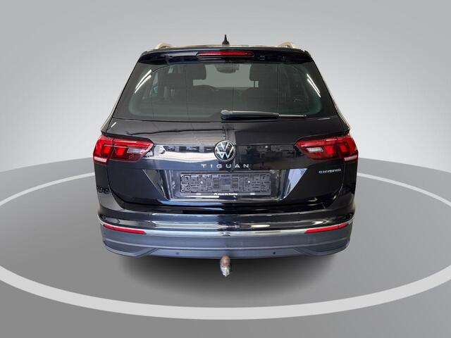 Volkswagen TIGUAN 1.4 TSI 245pk DSG eHybrid Life Business · Camera · P-Sensoren · Wegklapbare Trekhaak · Dodehoek Detectie · 18'' Inch ·