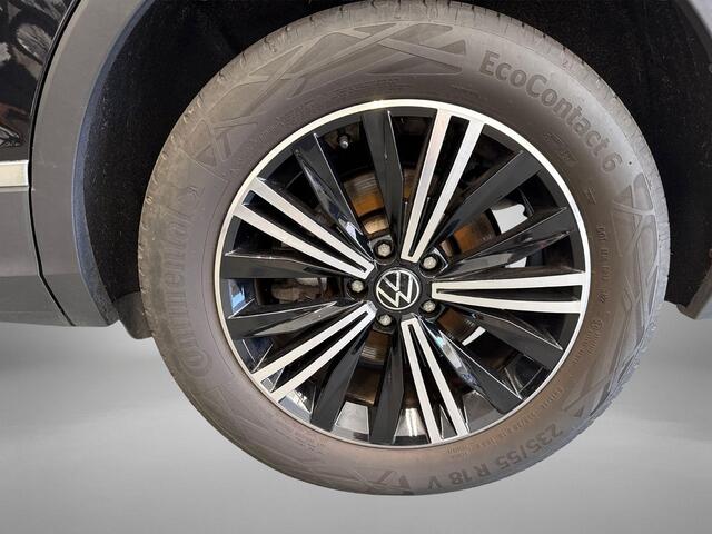Volkswagen TIGUAN 1.4 TSI 245pk DSG eHybrid Life Business · Camera · P-Sensoren · Wegklapbare Trekhaak · Dodehoek Detectie · 18'' Inch ·
