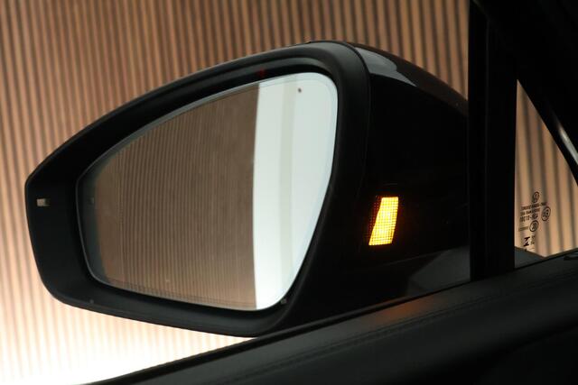 Volkswagen TIGUAN 1.5 eHybrid 272pk R-Line Edition Black Style Leder Trekhaak 360Camera HUD Keyless Massage Virtual Cockpit Panoramadak Carplay