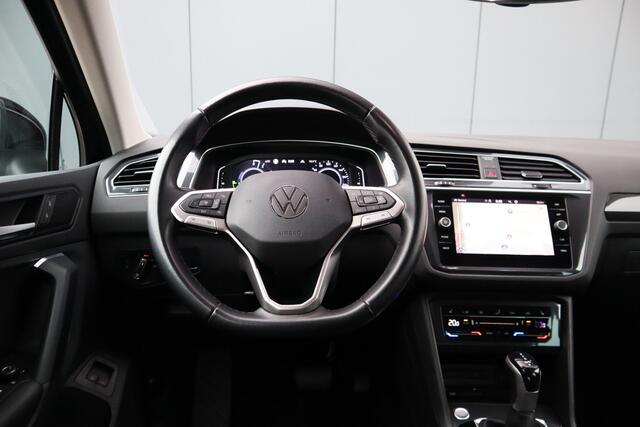 Volkswagen TIGUAN 1.4 TSI eHybrid R-Line Business+ Comfort stoelen met Masage Uitklapbare Trekhaak Etc. Etc.